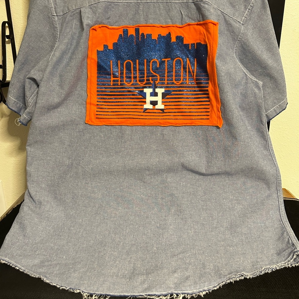 Blue Jean button up shirt, with Astros on back!
